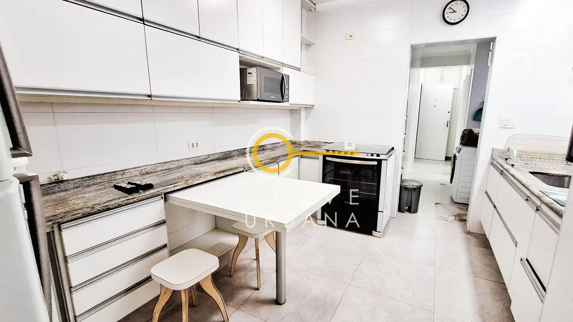 Foto 9 de Apartamento com 2 quartos à venda, 100m2 em Gonzaga, Santos - SP