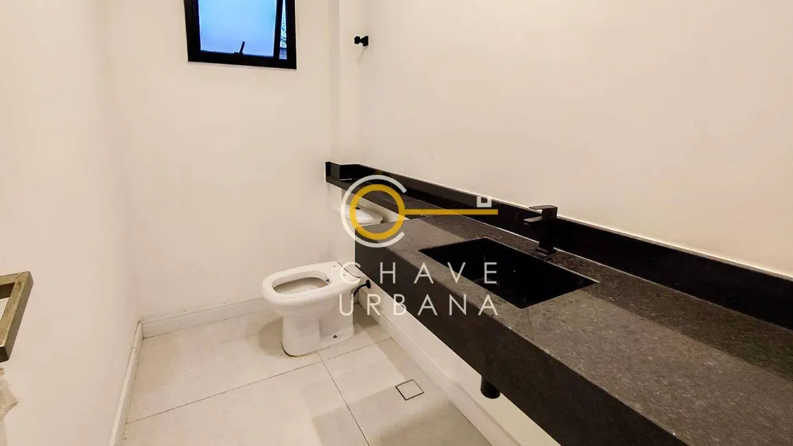 Casa com 3 quartos à venda, 280m2 em Embaré, Santos - SP - imagem 6 Foto 6 de Casa com 3 quartos à venda, 280m2 em Embaré, Santos - SP