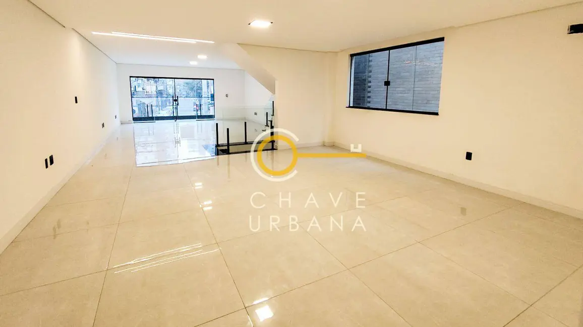 Casa com 3 quartos à venda, 280m2 em Embaré, Santos - SP - imagem 5 Foto 5 de Casa com 3 quartos à venda, 280m2 em Embaré, Santos - SP