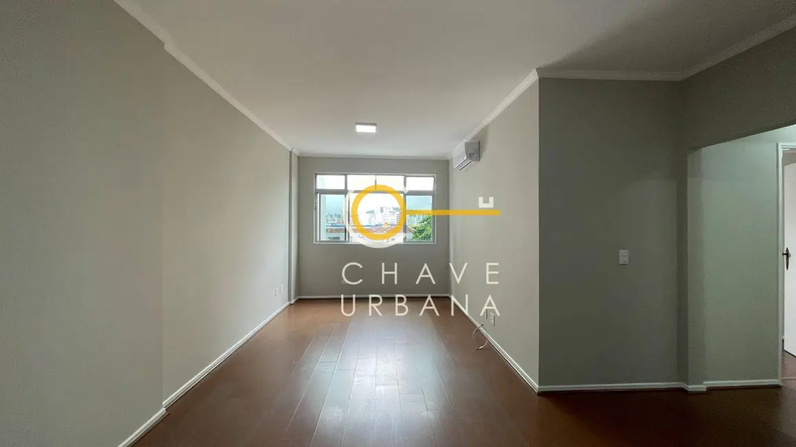 Apartamento com 2 quartos para alugar, 115m2 em Gonzaga, Santos - SP - imagem 2 Foto 2 de Apartamento com 2 quartos para alugar, 115m2 em Gonzaga, Santos - SP