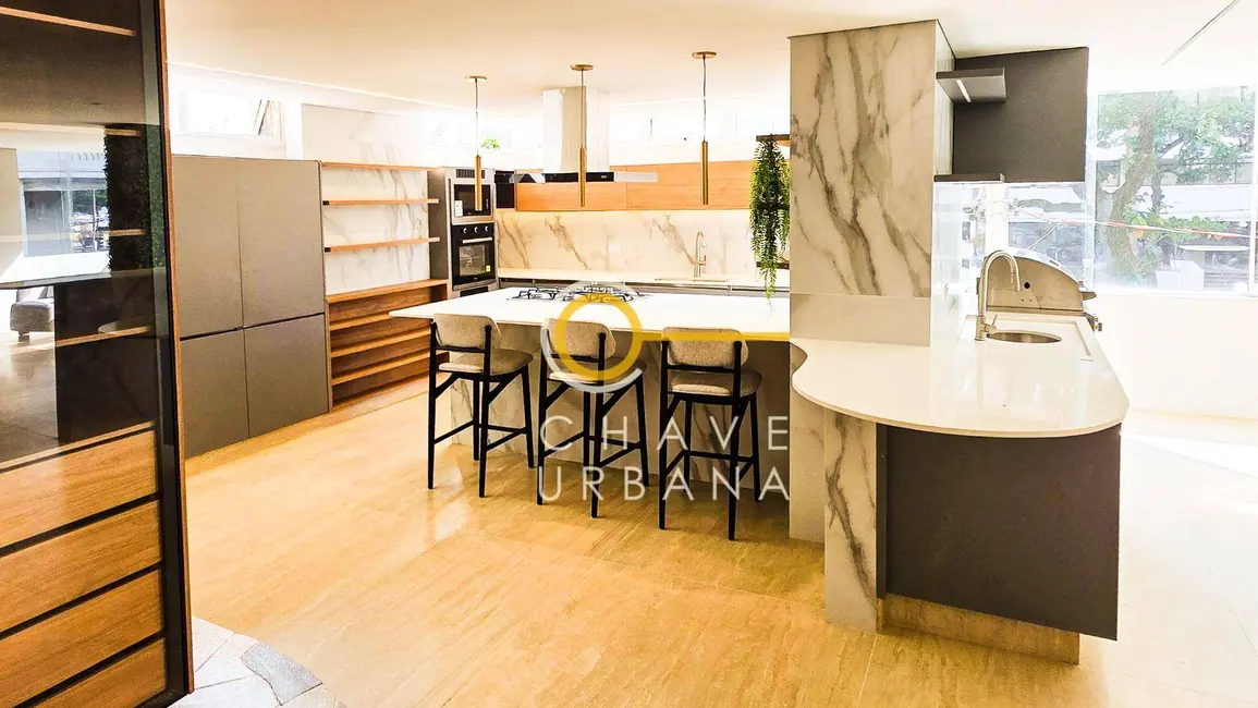 Foto 2 de Apartamento com 3 quartos à venda, 350m2 em Santos - SP