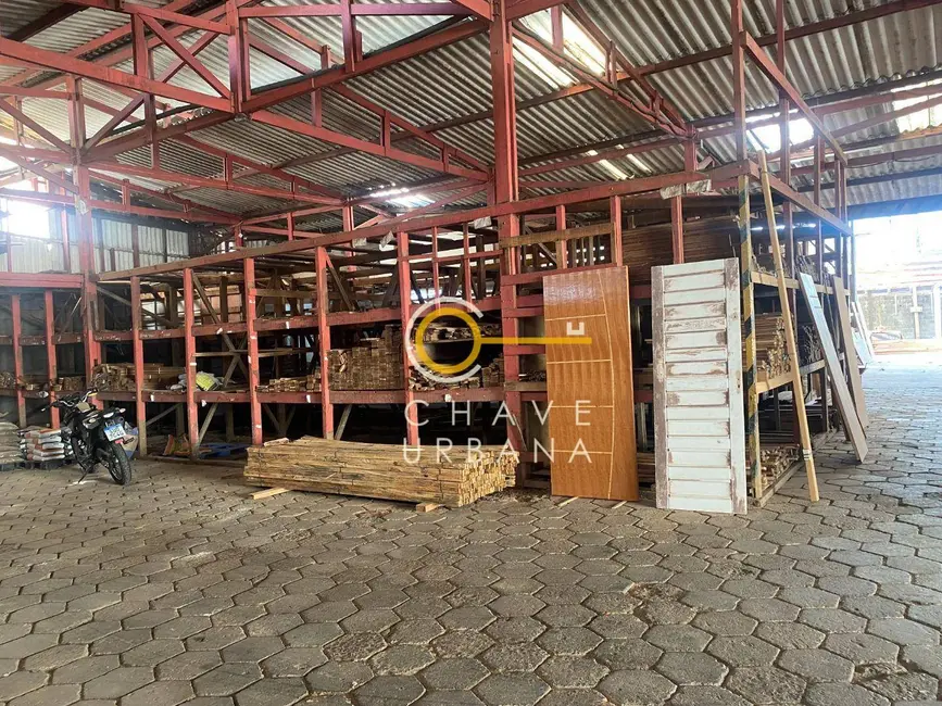 Armazém / Galpão para alugar, 1700m2 em Chico de Paula, Santos - SP - imagem 3 Foto 3 de Armazém / Galpão para alugar, 1700m2 em Chico de Paula, Santos - SP