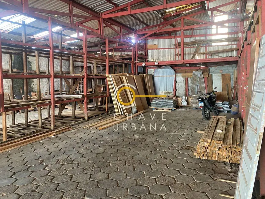 Armazém / Galpão para alugar, 1700m2 em Chico de Paula, Santos - SP - imagem 4 Foto 4 de Armazém / Galpão para alugar, 1700m2 em Chico de Paula, Santos - SP