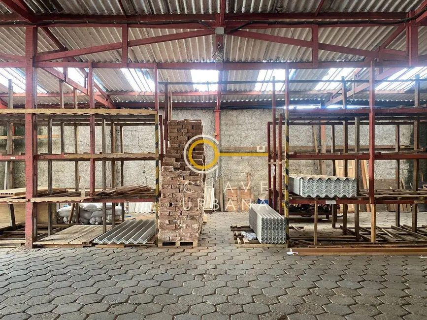 Armazém / Galpão para alugar, 1700m2 em Chico de Paula, Santos - SP - imagem 6 Foto 6 de Armazém / Galpão para alugar, 1700m2 em Chico de Paula, Santos - SP