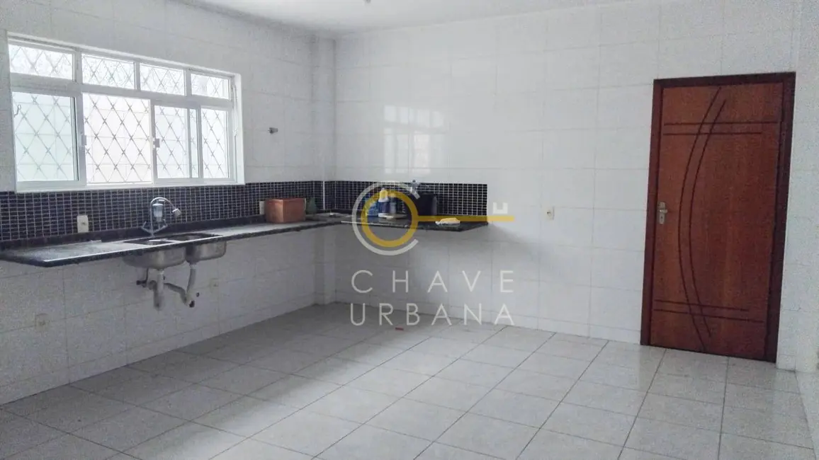 Foto 9 de Sobrado com 4 quartos à venda e para alugar, 430m2 em Campo Grande, Santos - SP