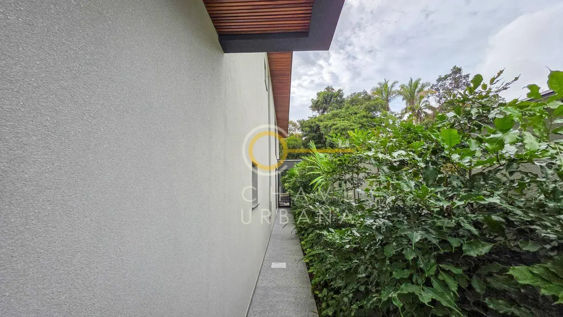 Foto 5 de Casa de Condomínio com 6 quartos à venda, 420m2 em Bertioga - SP