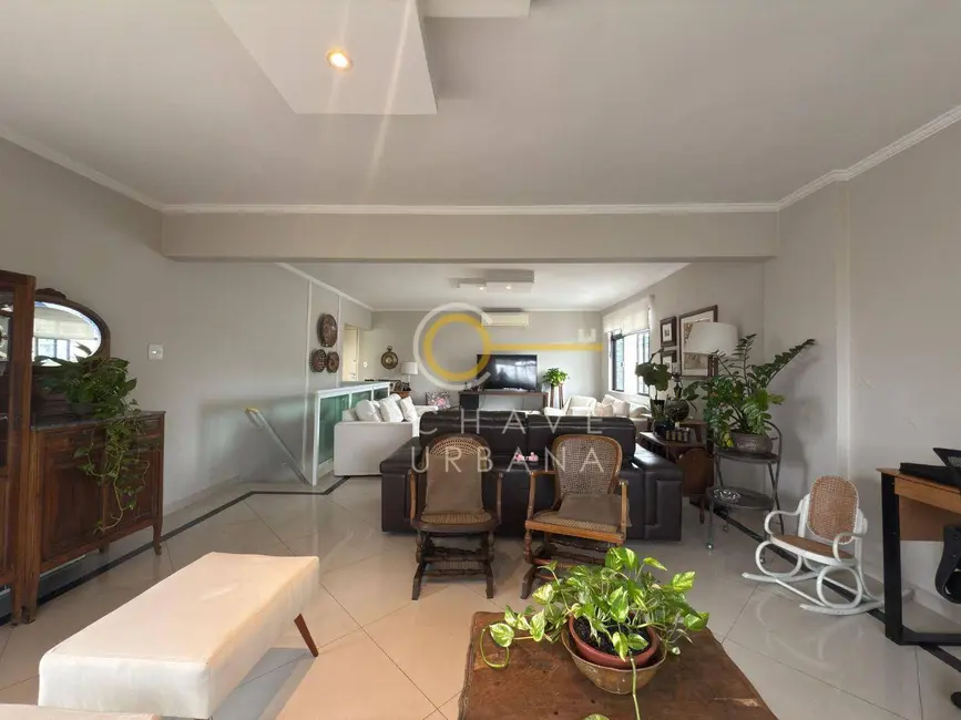 Cobertura com 4 quartos à venda e para alugar, 300m2 em Embaré, Santos - SP - imagem 3 Foto 3 de Cobertura com 4 quartos à venda e para alugar, 300m2 em Embaré, Santos - SP
