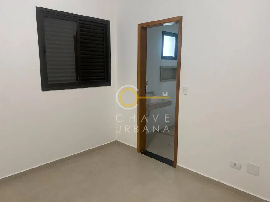 Casa de Condomínio com 2 quartos à venda, 107m2 em Encruzilhada, Santos - SP - imagem 8 Foto 8 de Casa de Condomínio com 2 quartos à venda, 107m2 em Encruzilhada, Santos - SP
