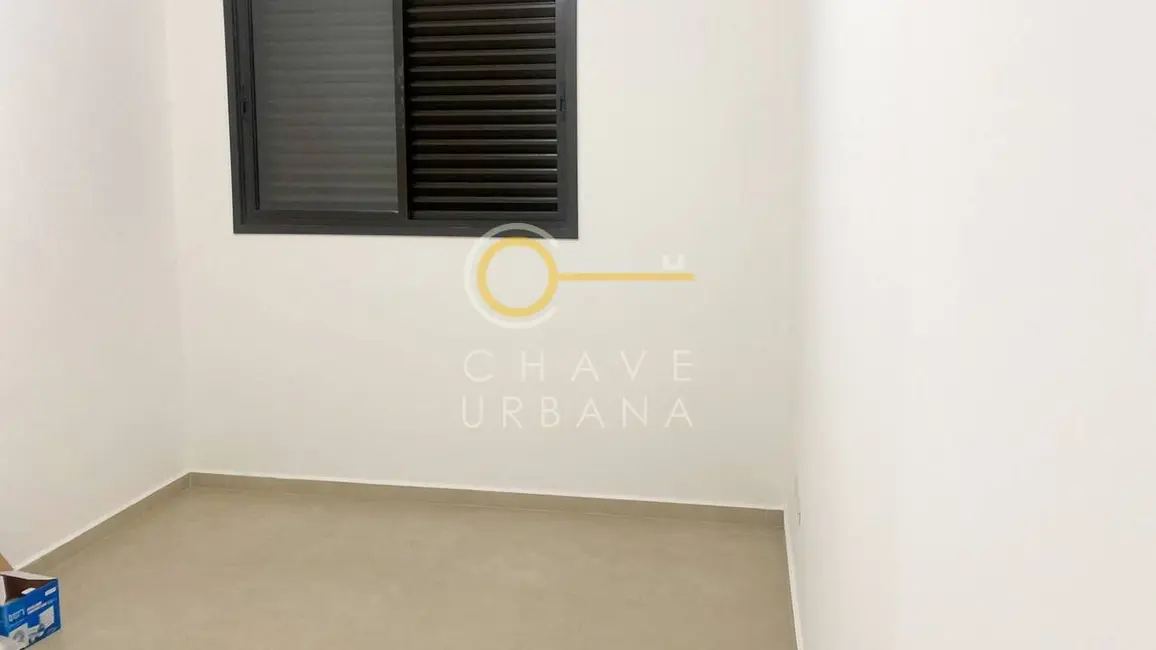 Casa com 2 quartos à venda, 107m2 em Encruzilhada, Santos - SP - imagem 4 Foto 4 de Casa com 2 quartos à venda, 107m2 em Encruzilhada, Santos - SP