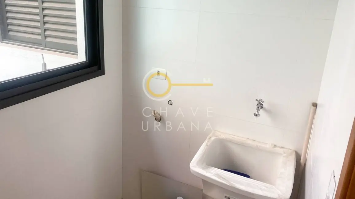 Casa com 2 quartos à venda, 107m2 em Encruzilhada, Santos - SP - imagem 7 Foto 7 de Casa com 2 quartos à venda, 107m2 em Encruzilhada, Santos - SP