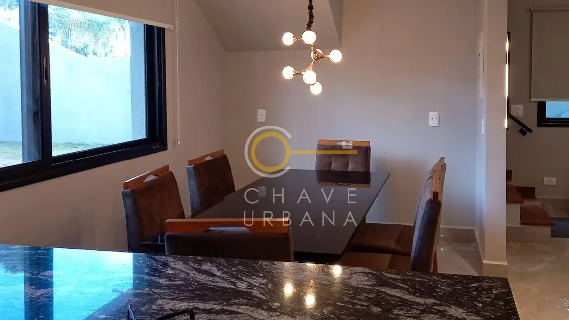 Foto 5 de Casa de Condomínio com 4 quartos à venda, 1500m2 em Campos Do Jordao - SP