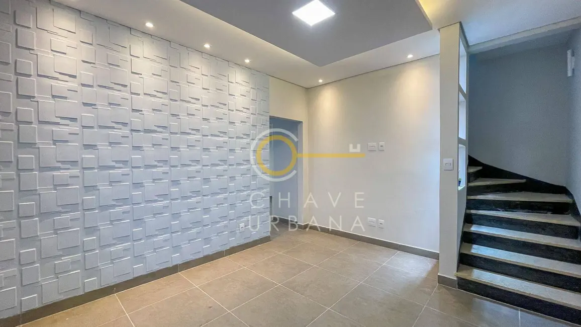 Foto 3 de Casa com 2 quartos à venda, 140m2 em Marapé, Santos - SP