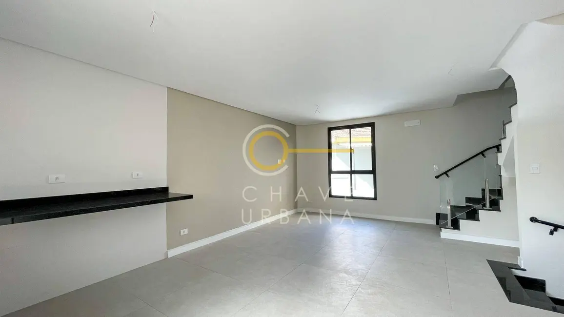 Casa de Condomínio com 2 quartos à venda, 88m2 em Ponta da Praia, Santos - SP - imagem 3 Foto 3 de Casa de Condomínio com 2 quartos à venda, 88m2 em Ponta da Praia, Santos - SP