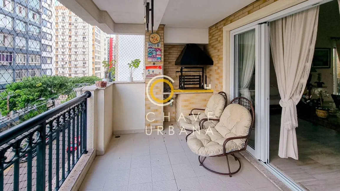 Foto 7 de Apartamento com 3 quartos à venda, 208m2 em Gonzaga, Santos - SP