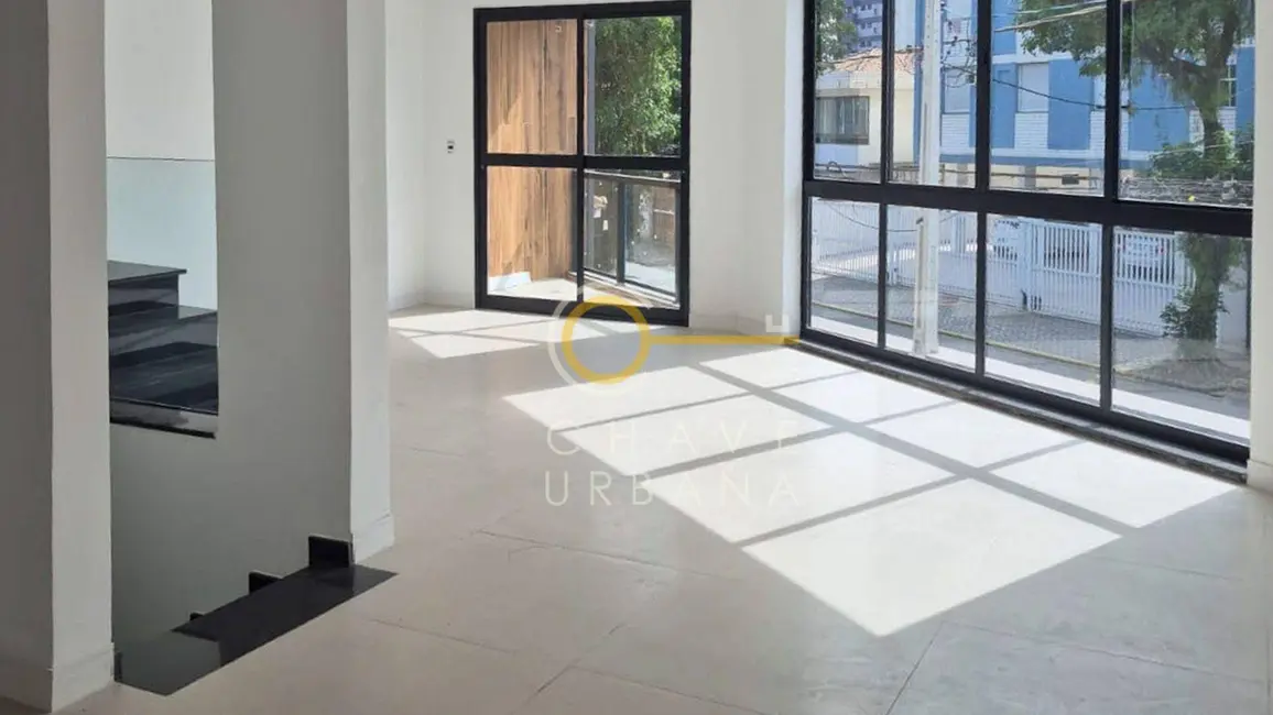 Foto 2 de Casa com 3 quartos à venda, 225m2 em Embaré, Santos - SP