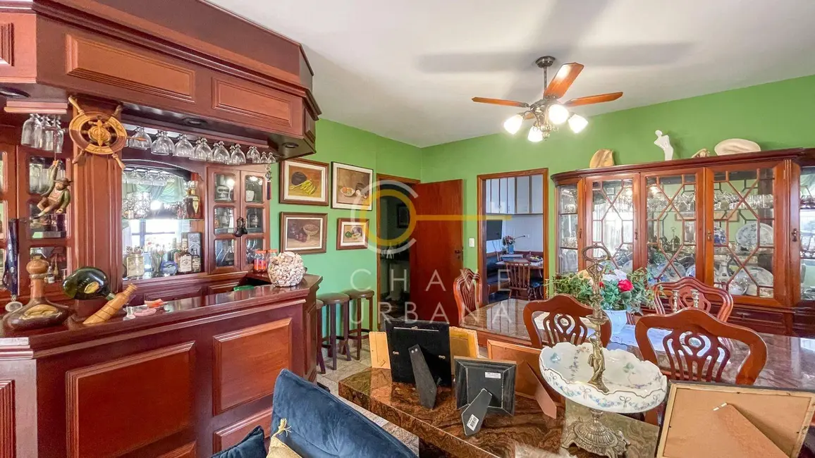 Foto 4 de Apartamento com 4 quartos à venda, 241m2 em Embaré, Santos - SP