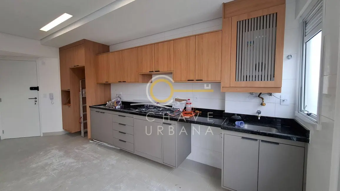 Apartamento com 2 quartos para alugar, 95m2 em Campo Grande, Santos - SP - imagem 9 Foto 9 de Apartamento com 2 quartos para alugar, 95m2 em Campo Grande, Santos - SP