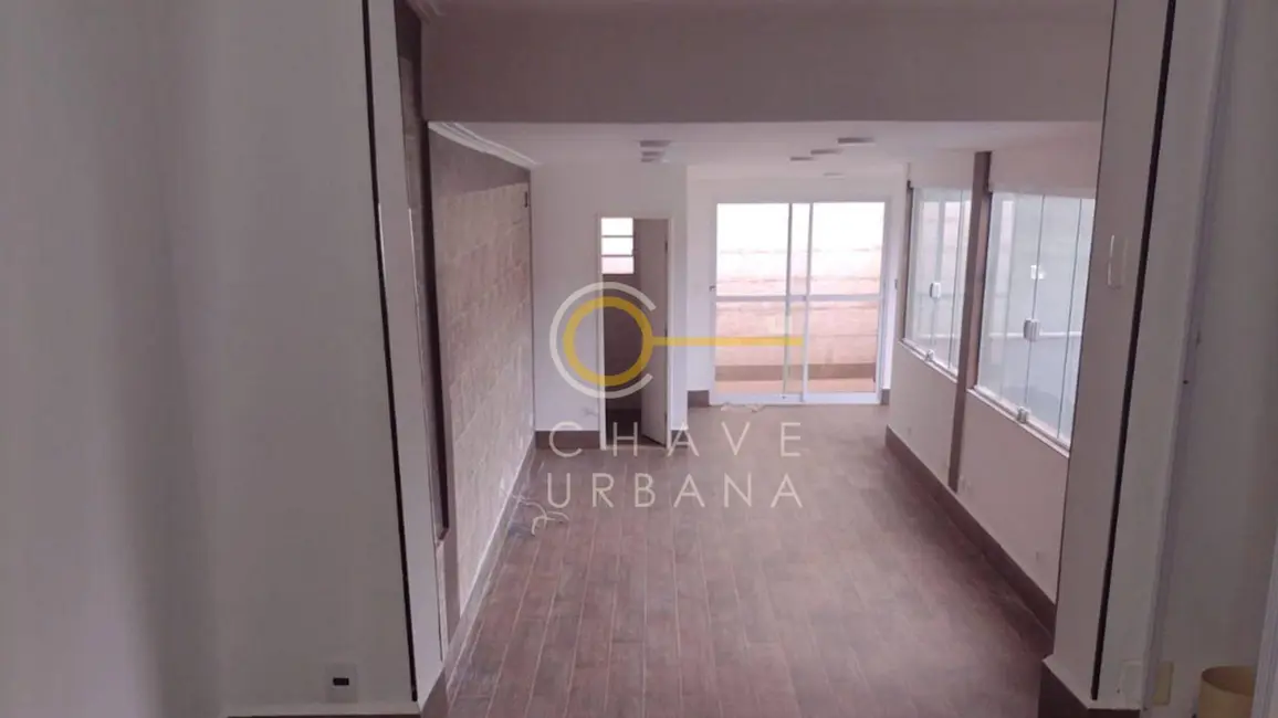 Foto 1 de Sobrado com 3 quartos à venda, 240m2 em Gonzaga, Santos - SP