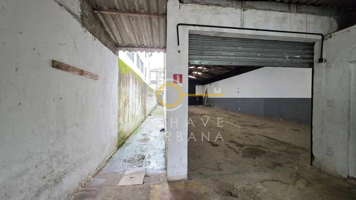 Armazém / Galpão para alugar, 560m2 em Macuco, Santos - SP - imagem 6 Foto 6 de Armazém / Galpão para alugar, 560m2 em Macuco, Santos - SP