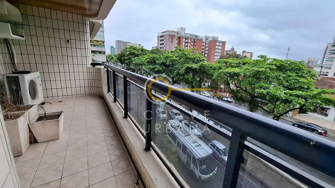 Apartamento com 3 quartos para alugar, 265m2 em Gonzaga, Santos - SP - imagem 3 Foto 3 de Apartamento com 3 quartos para alugar, 265m2 em Gonzaga, Santos - SP