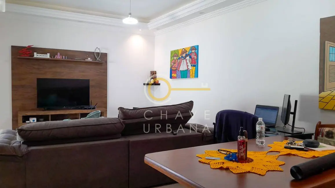 Sobrado com 3 quartos à venda, 147m2 em Marapé, Santos - SP - imagem 2 Foto 2 de Sobrado com 3 quartos à venda, 147m2 em Marapé, Santos - SP