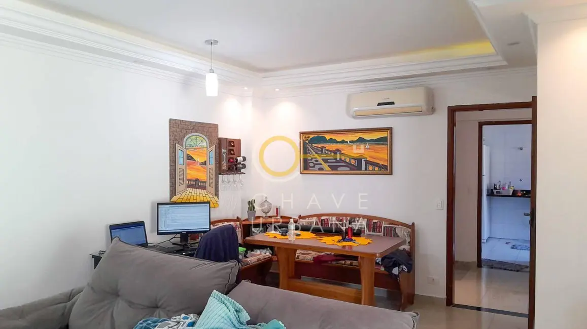 Sobrado com 3 quartos à venda, 147m2 em Marapé, Santos - SP - imagem 1 Foto 1 de Sobrado com 3 quartos à venda, 147m2 em Marapé, Santos - SP