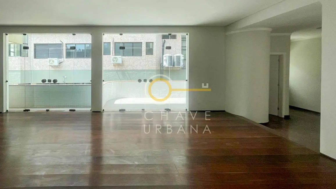 Foto 1 de Casa com 3 quartos à venda, 202m2 em Embaré, Santos - SP