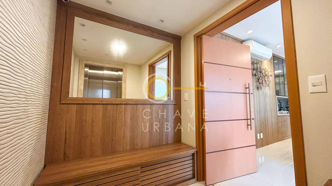 Foto 2 de Apartamento com 3 quartos à venda, 170m2 em Boqueirão, Santos - SP