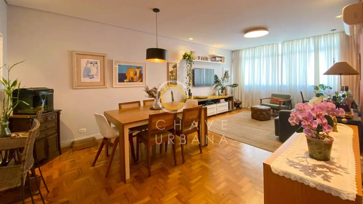 Apartamento com 3 quartos à venda, 131m2 em Gonzaga, Santos - SP - imagem 2 Foto 2 de Apartamento com 3 quartos à venda, 131m2 em Gonzaga, Santos - SP