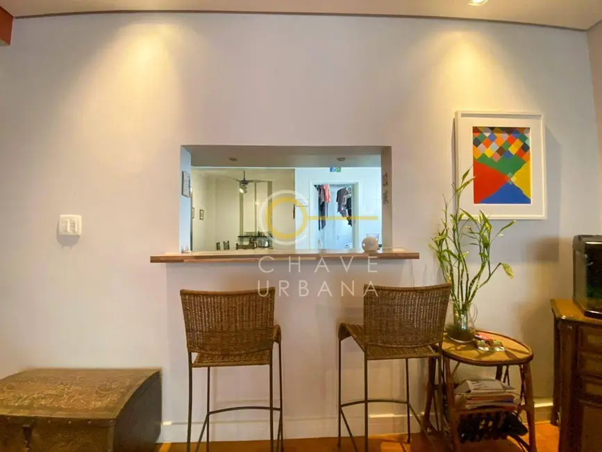 Apartamento com 3 quartos à venda, 131m2 em Gonzaga, Santos - SP - imagem 3 Foto 3 de Apartamento com 3 quartos à venda, 131m2 em Gonzaga, Santos - SP