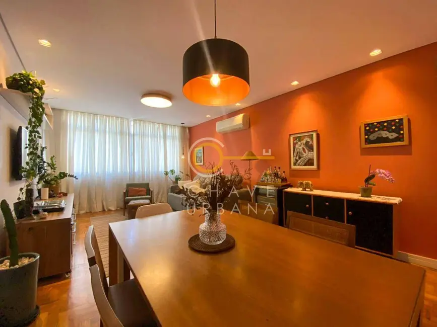 Apartamento com 3 quartos à venda, 131m2 em Gonzaga, Santos - SP - imagem 1 Foto 1 de Apartamento com 3 quartos à venda, 131m2 em Gonzaga, Santos - SP