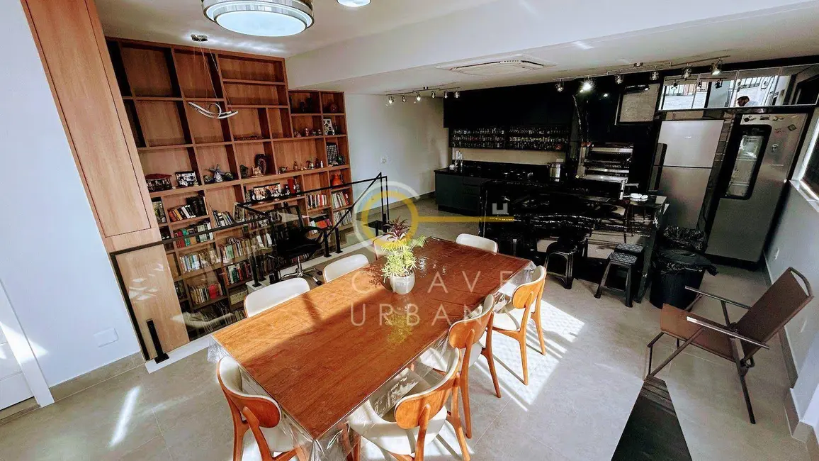 Foto 1 de Cobertura com 3 quartos à venda, 357m2 em Pompéia, Santos - SP