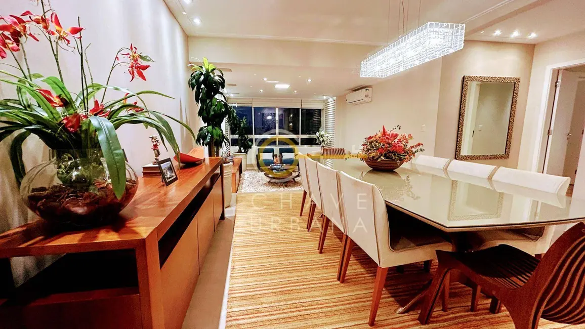 Foto 2 de Apartamento com 3 quartos à venda, 176m2 em Pompéia, Santos - SP