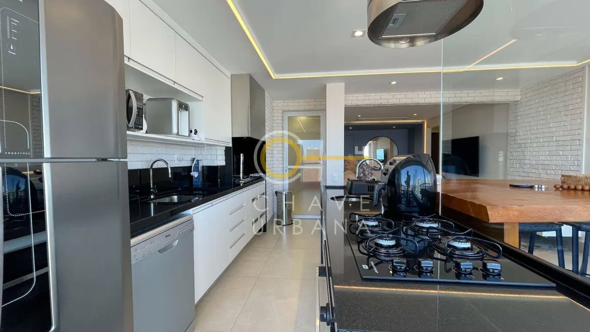 Apartamento com 3 quartos à venda, 104m2 em Guaruja - SP - imagem 4 Foto 4 de Apartamento com 3 quartos à venda, 104m2 em Guaruja - SP