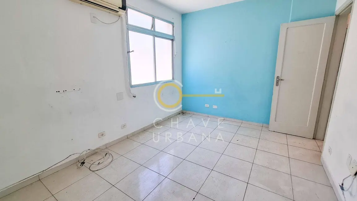 Apartamento com 2 quartos à venda, 90m2 em Gonzaga, Santos - SP - imagem 4 Foto 4 de Apartamento com 2 quartos à venda, 90m2 em Gonzaga, Santos - SP