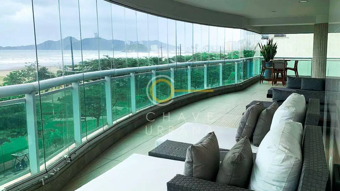 Foto 32 de Apartamento à venda em Gonzaga, Santos - SP