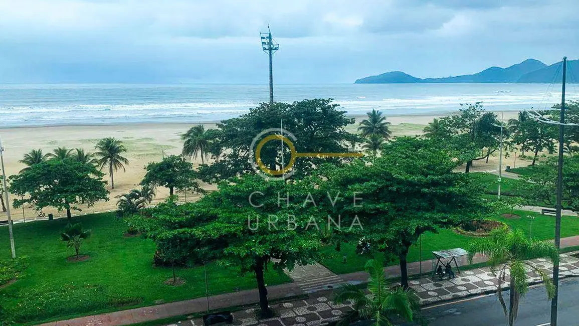 Foto 31 de Apartamento à venda em Gonzaga, Santos - SP