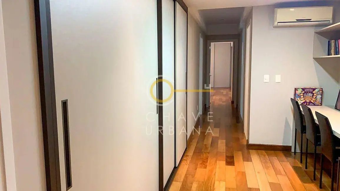 Foto 50 de Apartamento à venda em Gonzaga, Santos - SP