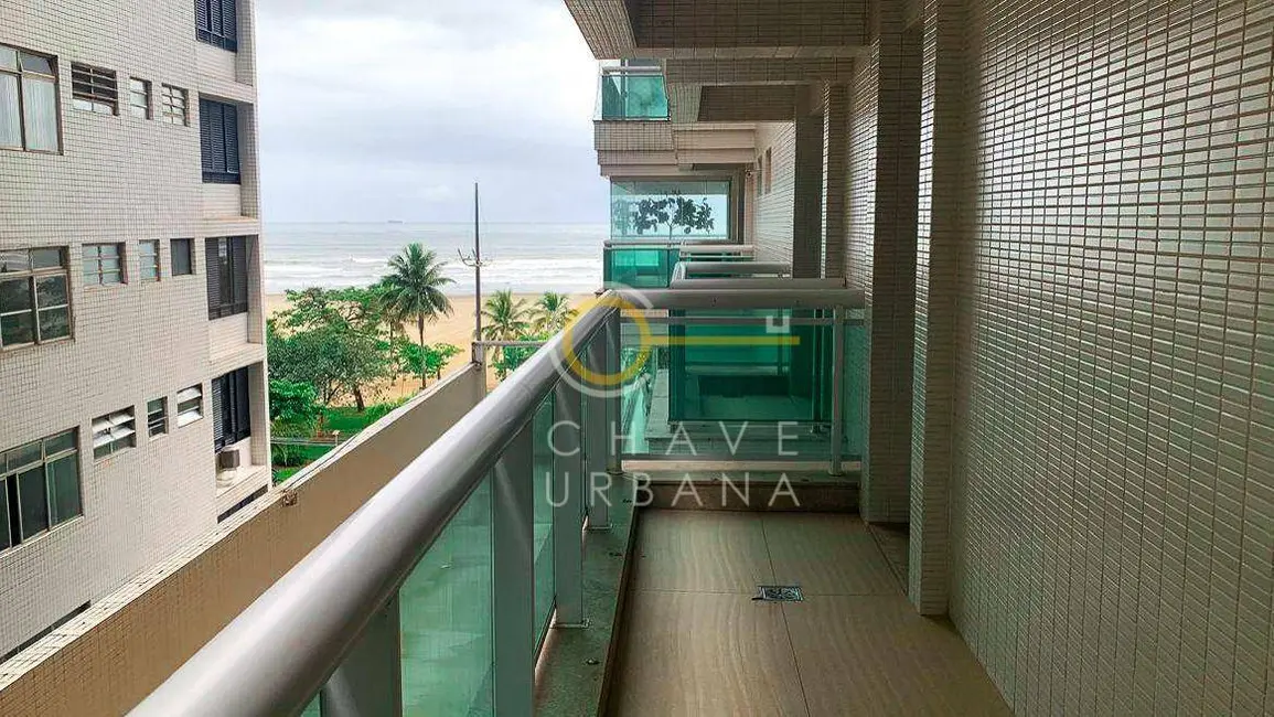 Foto 42 de Apartamento à venda em Gonzaga, Santos - SP