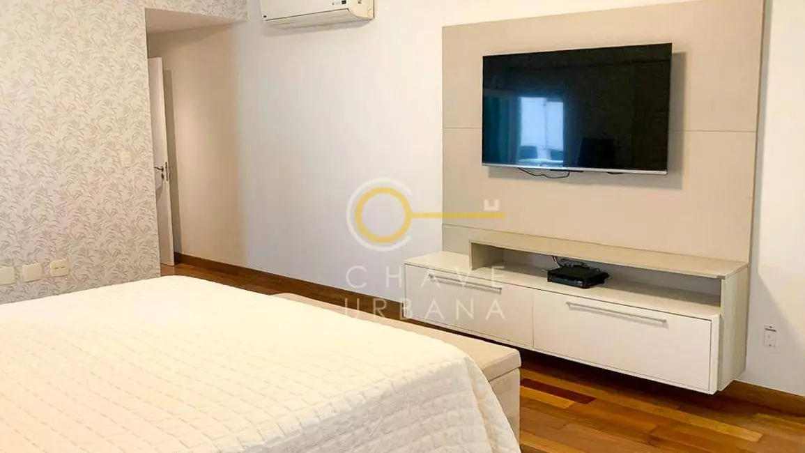 Foto 43 de Apartamento à venda em Gonzaga, Santos - SP