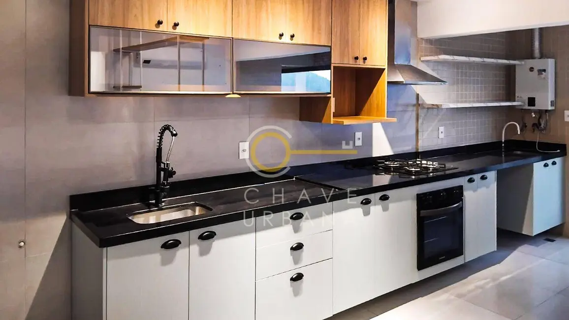 Foto 2 de Apartamento com 2 quartos para alugar, 65m2 em Ponta da Praia, Santos - SP