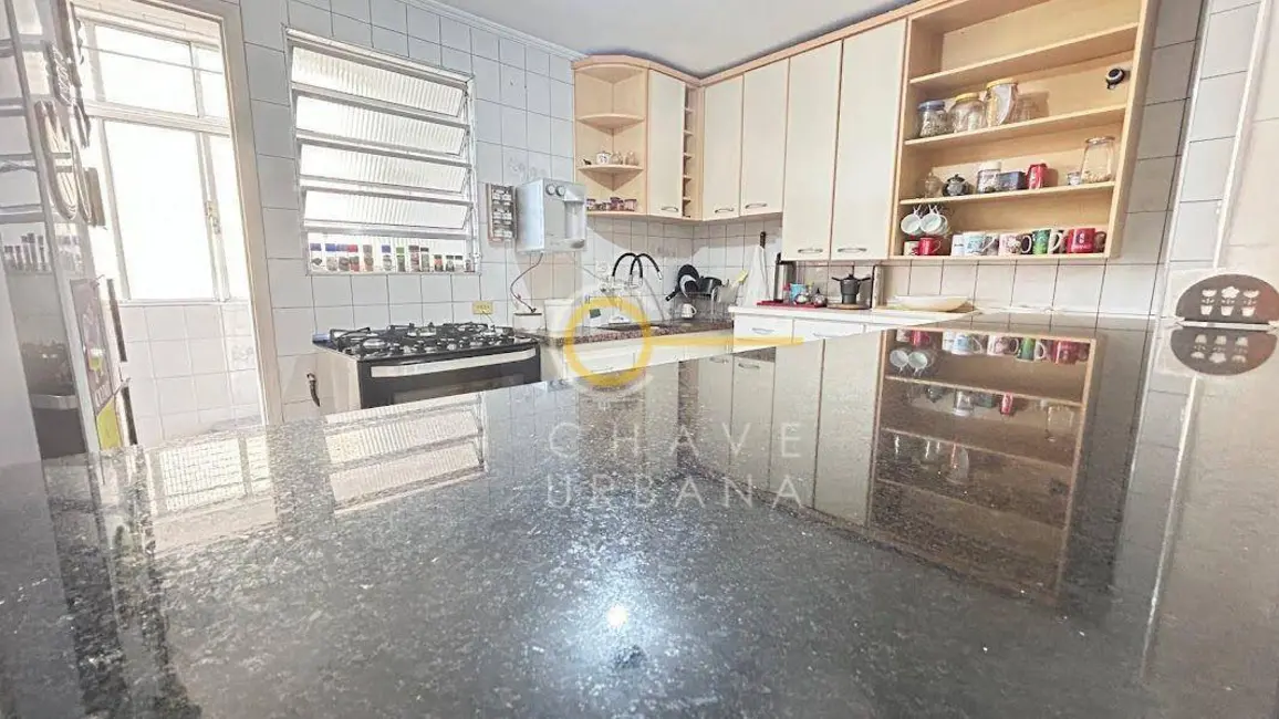 Foto 9 de Apartamento com 2 quartos à venda, 100m2 em Gonzaga, Santos - SP