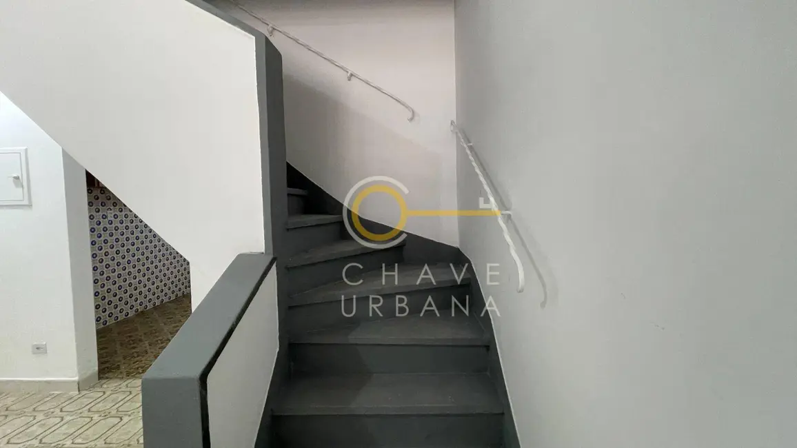 Casa com 2 quartos para alugar, 80m2 em Ponta da Praia, Santos - SP - imagem 8 Foto 8 de Casa com 2 quartos para alugar, 80m2 em Ponta da Praia, Santos - SP