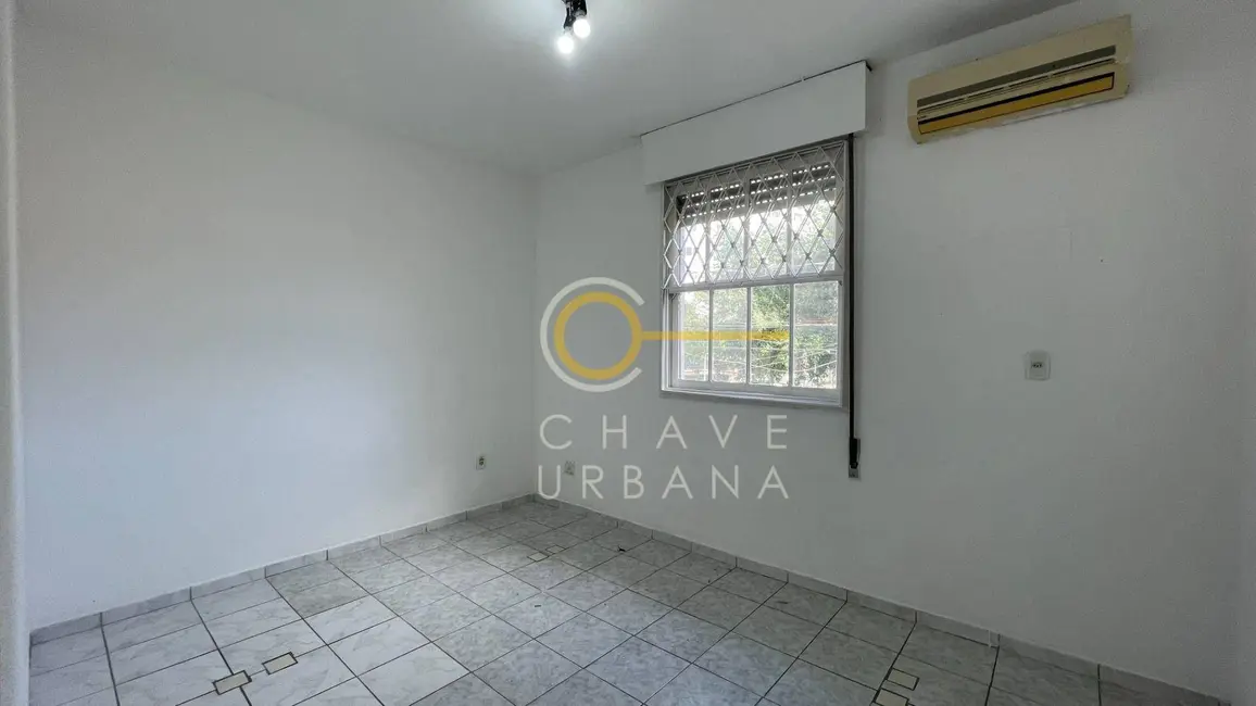 Casa com 2 quartos para alugar, 80m2 em Ponta da Praia, Santos - SP - imagem 9 Foto 9 de Casa com 2 quartos para alugar, 80m2 em Ponta da Praia, Santos - SP