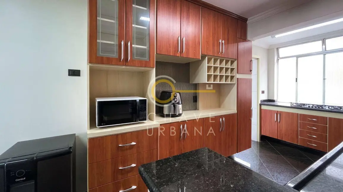 Foto 9 de Apartamento com 3 quartos para alugar, 144m2 em Gonzaga, Santos - SP