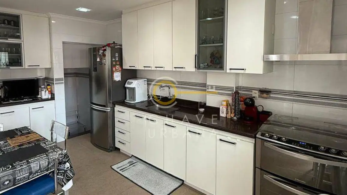 Foto 7 de Sobrado com 4 quartos à venda, 150m2 em Gonzaga, Santos - SP