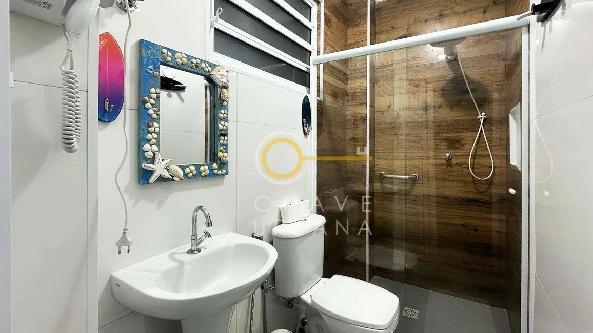 Foto 4 de Kitnet à venda, 26m2 em Embaré, Santos - SP
