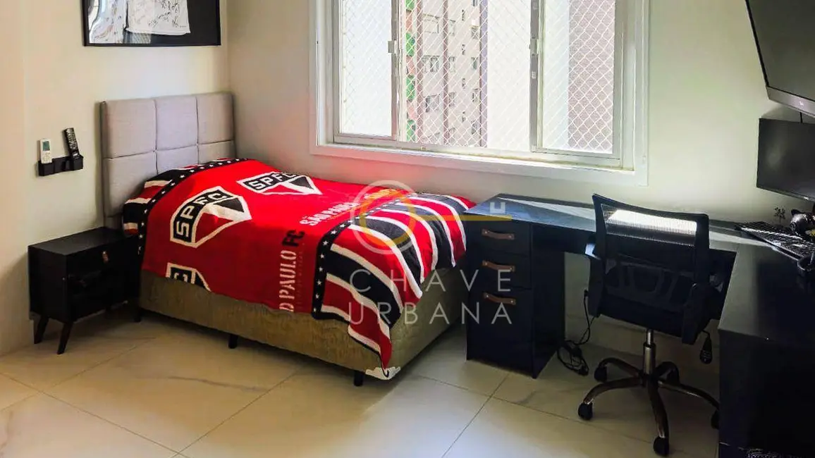 Foto 8 de Apartamento com 3 quartos à venda, 90m2 em Gonzaga, Santos - SP