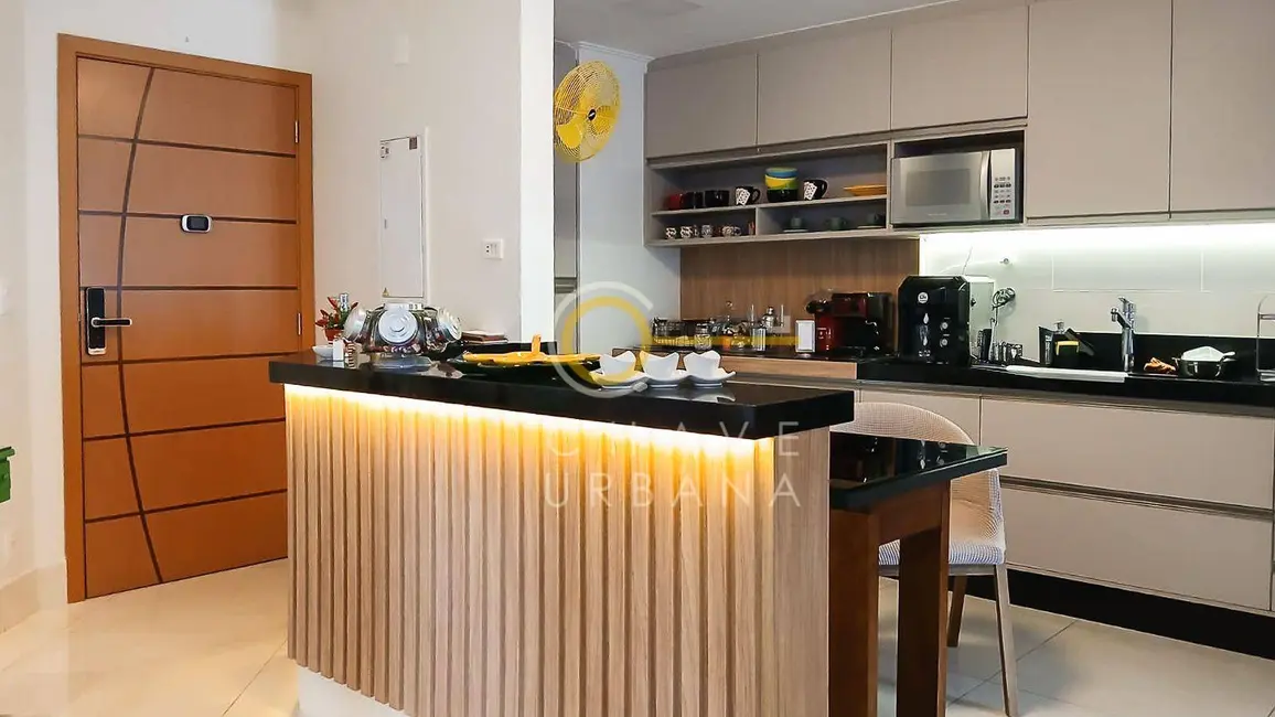 Foto 3 de Apartamento com 2 quartos à venda, 102m2 em Canto do Forte, Praia Grande - SP