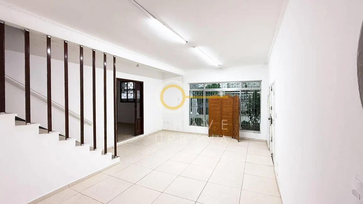 Foto 4 de Sobrado com 3 quartos para alugar, 300m2 em Macuco, Santos - SP